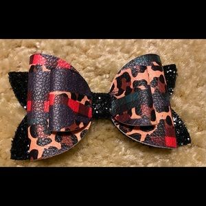 Cheetah print Christmas bow